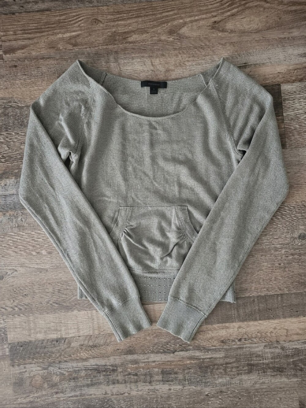 Express Light Olive Long-Sleeve Scoop Neck Sweater with Front Pocket Size: XS